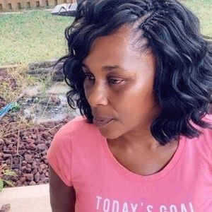 Meet your Posher, Gwen